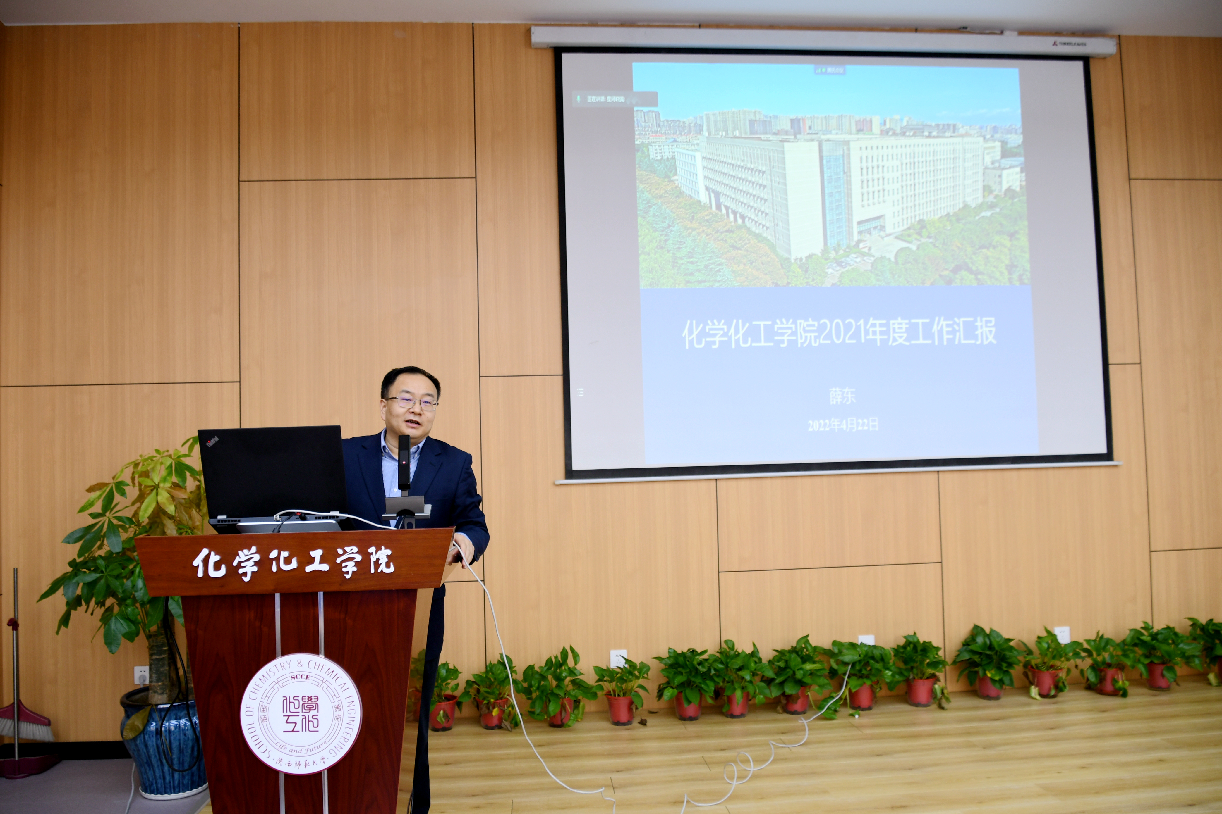 薛经理_副本.jpg 薛经理_副本.jpg